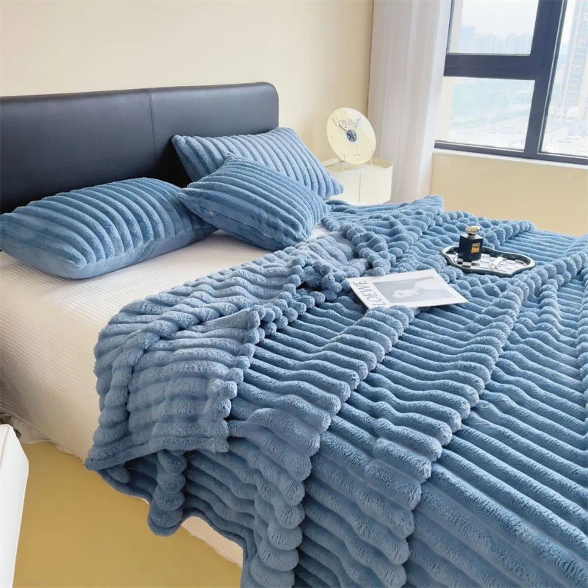 Solid color thickened wide striped multifunctional blanket, can be used as bed sheet cover blanket, nap blanket, pet blanket